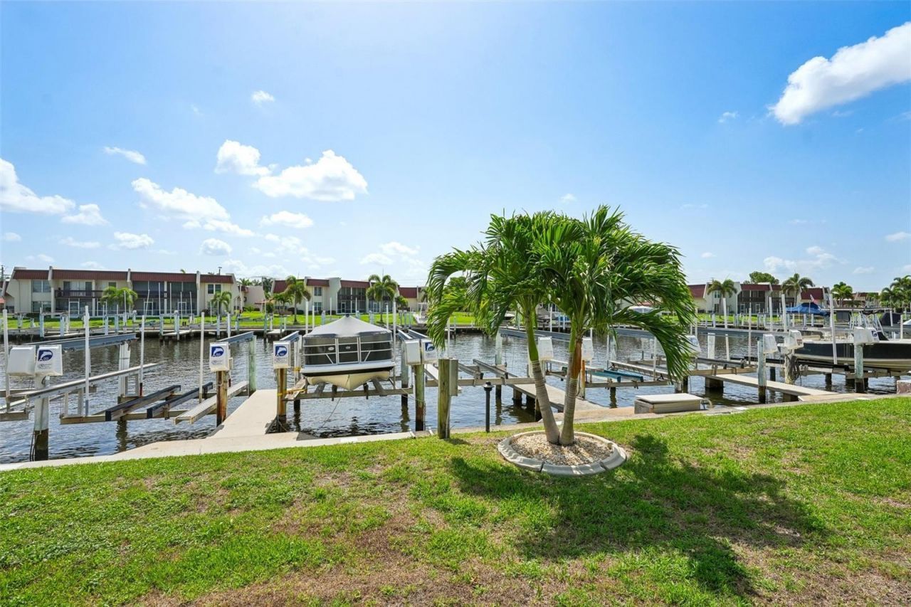 220 Coldeway Drive , Unit 124, Punta Gorda, FL 33950 Photo