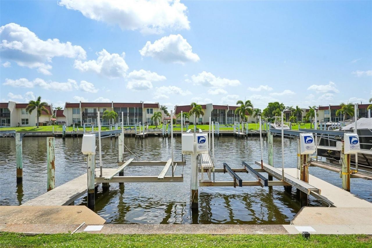 220 Coldeway Drive , Unit 124, Punta Gorda, FL 33950 Photo