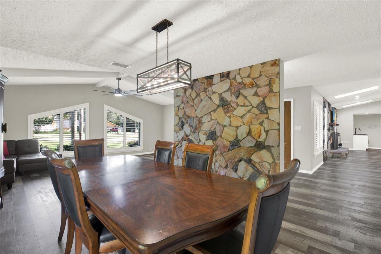 7487 River Country Drive, Weeki Wachee, FL 34607 Photo