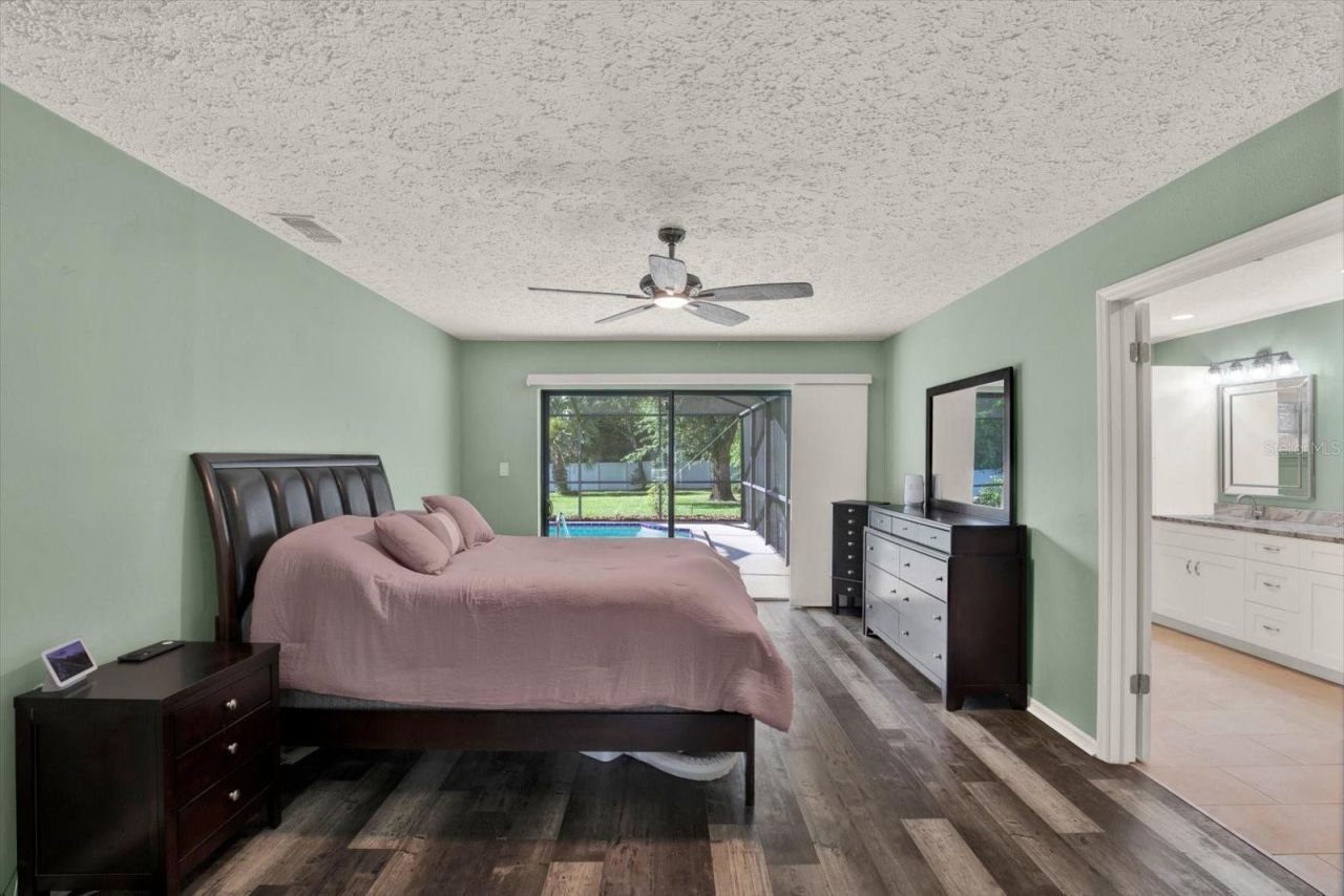 7487 River Country Drive, Weeki Wachee, FL 34607 Photo