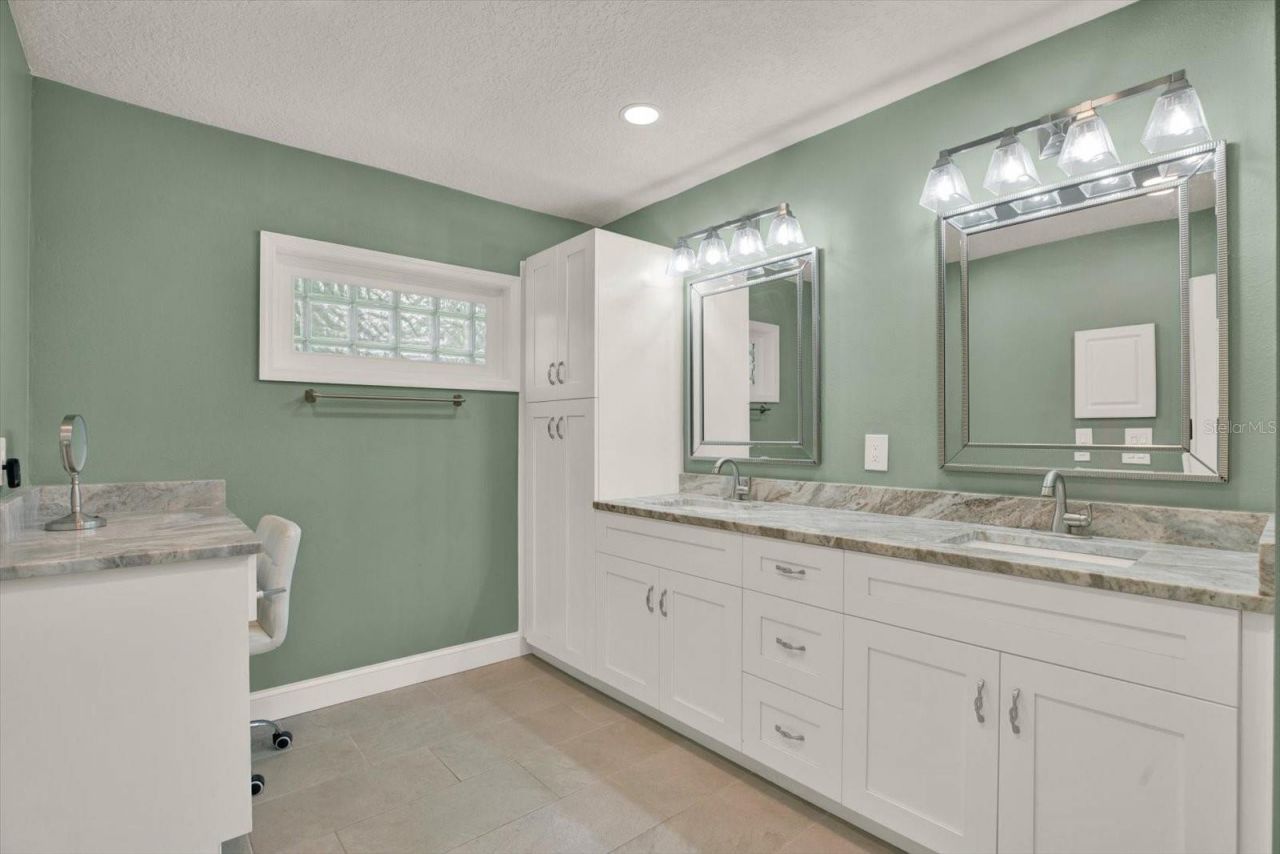 7487 River Country Drive, Weeki Wachee, FL 34607 Photo