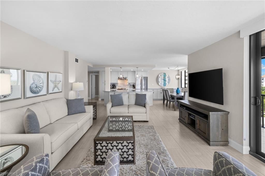 10482 Gulf Shore Dr, Unit 251, Naples, FL 34108 Photo