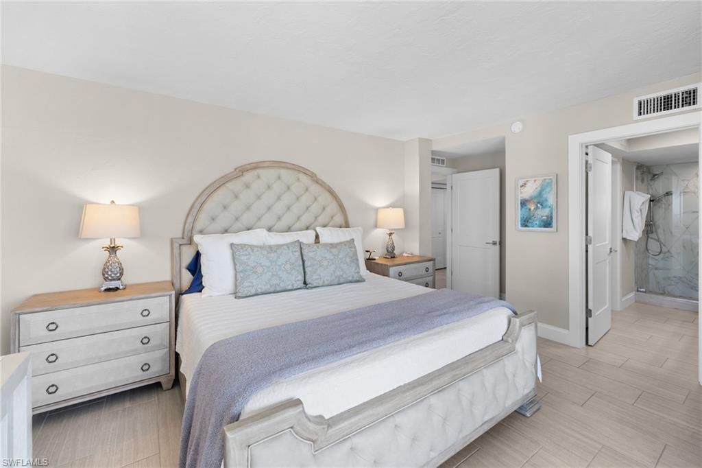 10482 Gulf Shore Dr, Unit 251, Naples, FL 34108 Photo