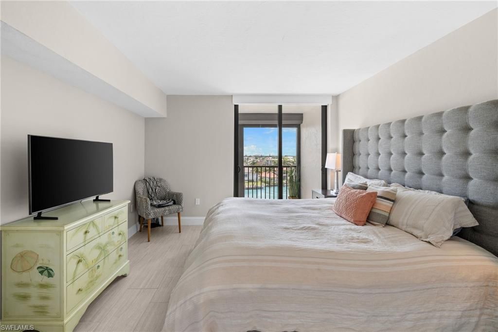 10482 Gulf Shore Dr, Unit 251, Naples, FL 34108 Photo