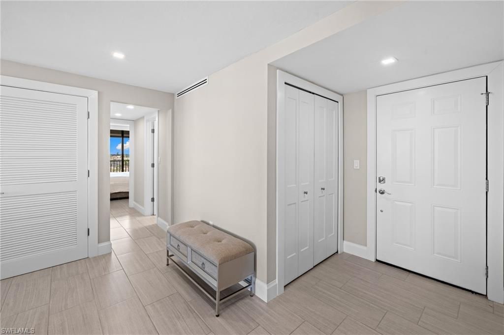 10482 Gulf Shore Dr, Unit 251, Naples, FL 34108 Photo