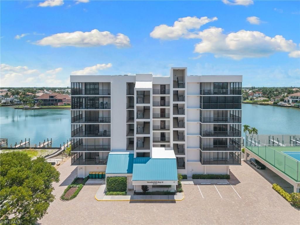 10482 Gulf Shore Dr, Unit 251, Naples, FL 34108 Photo