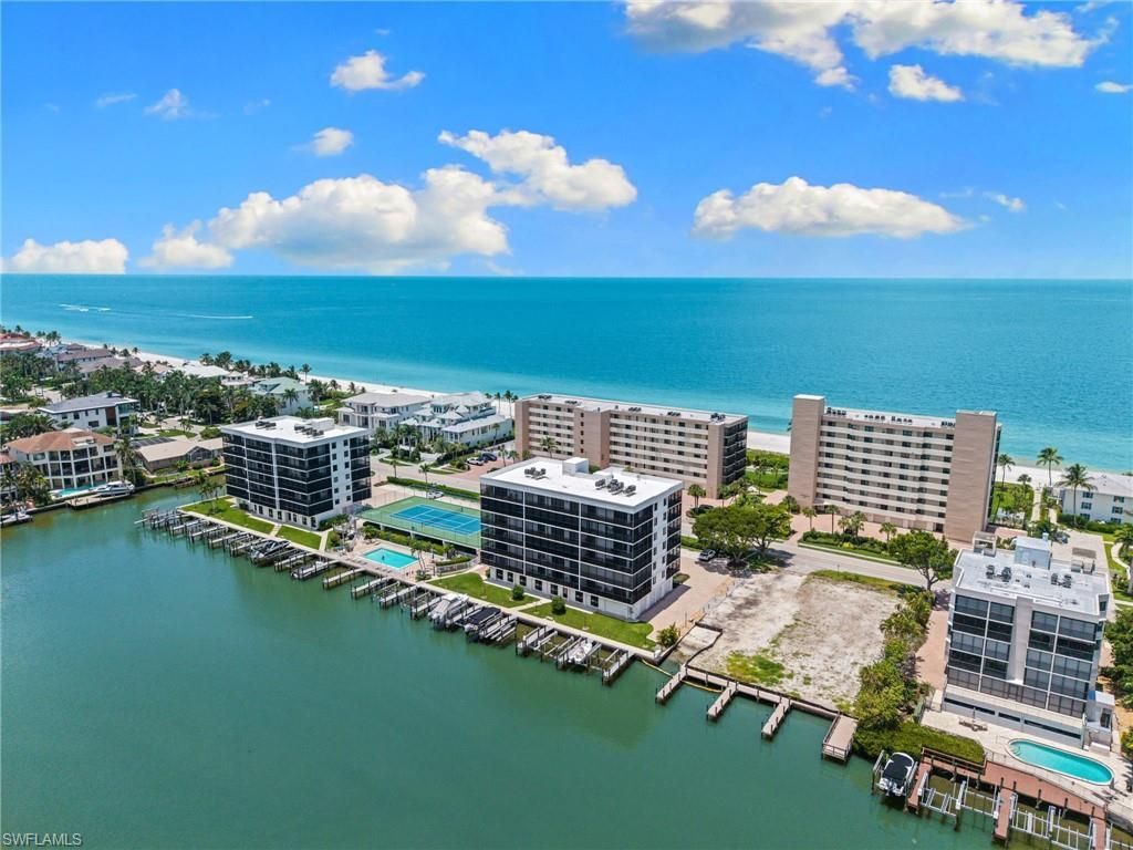 10482 Gulf Shore Dr, Unit 251, Naples, FL 34108 Photo