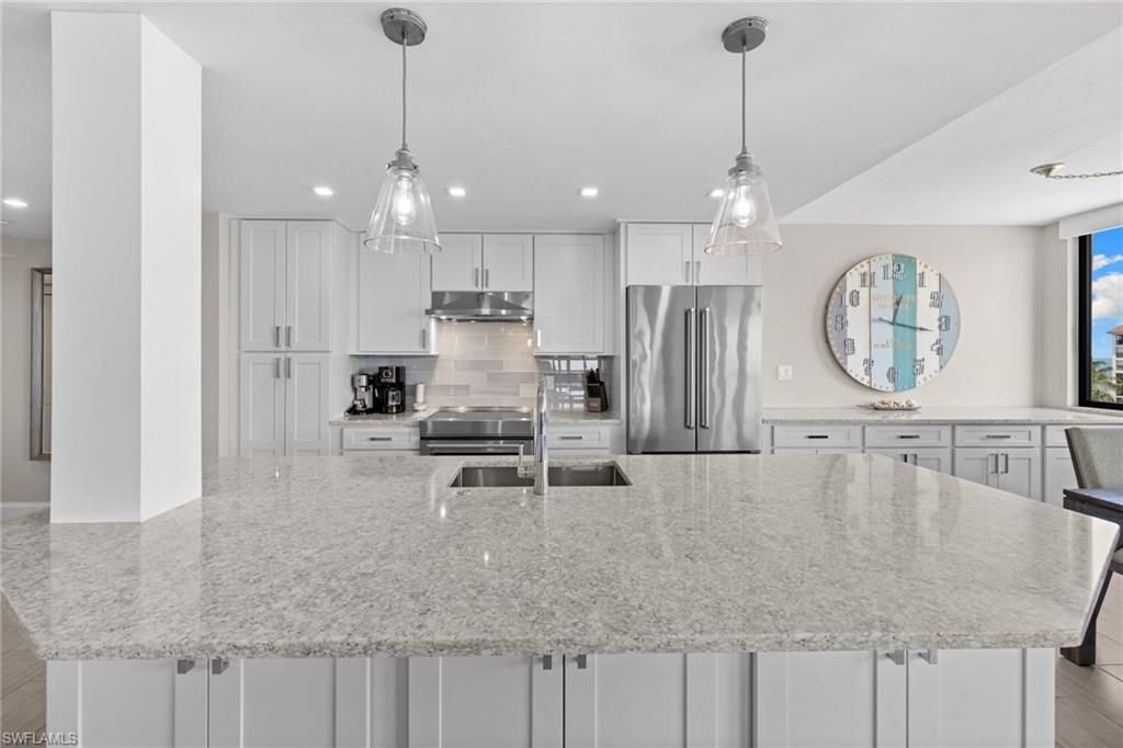 10482 Gulf Shore Dr, Unit 251, Naples, FL 34108 Photo