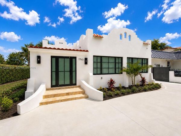 1760 SW 16th Ter , Miami, FL 33145
