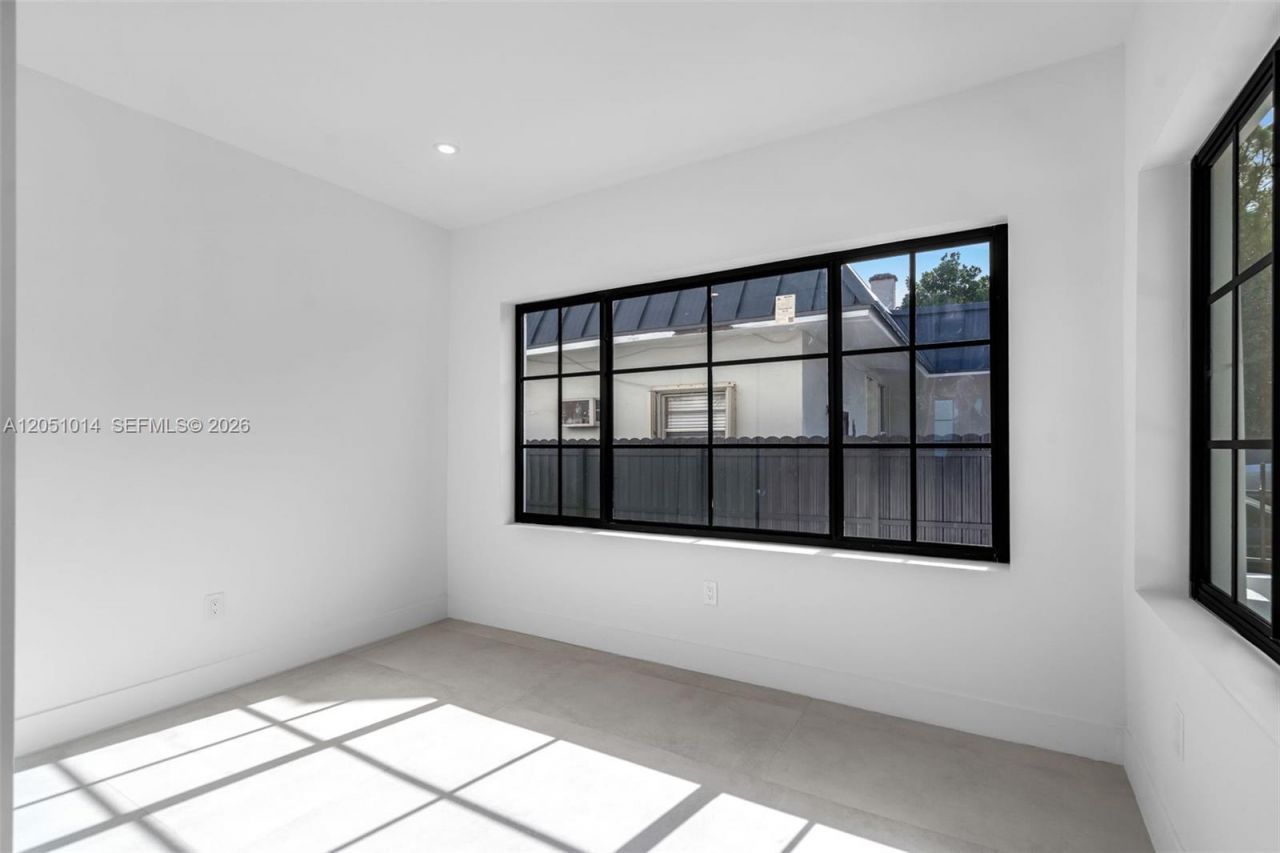 1760 SW 16th Ter, Miami, FL 33145 Photo