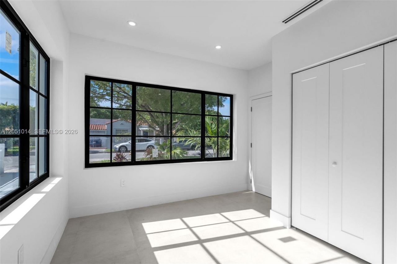 1760 SW 16th Ter, Miami, FL 33145 Photo
