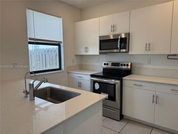 28717 SW 132nd Pl , Homestead, FL 33033