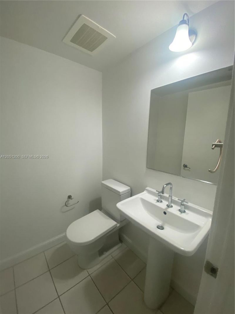 185 SW 7th St , Unit 2603, Miami, FL 33130 Photo