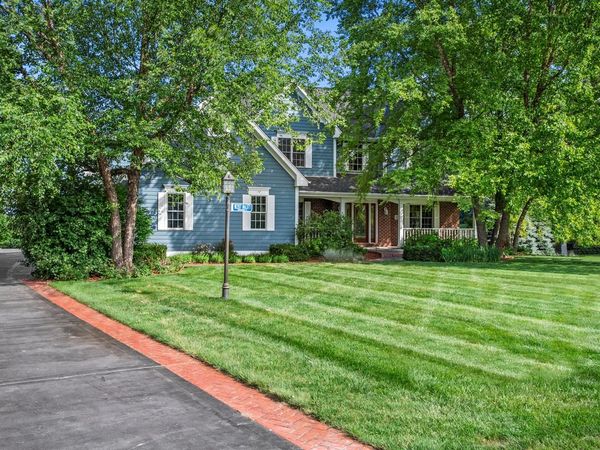 W287N6371 Broadwing COURT, Hartland, WI 53029