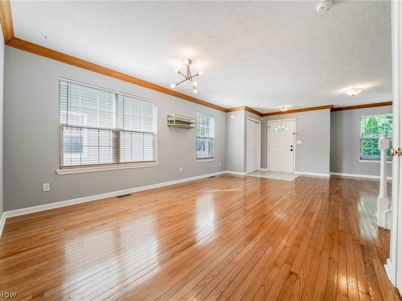 2477 W 5th Street, Cleveland, OH 44113 Photo 9