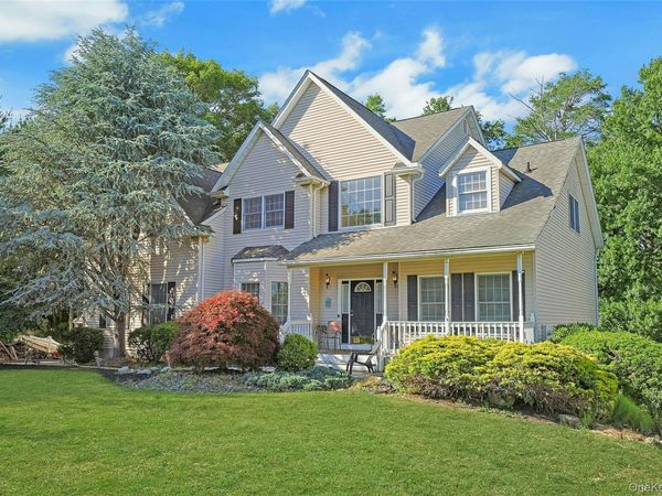 6 Anton Court , Stony Point, NY 10980