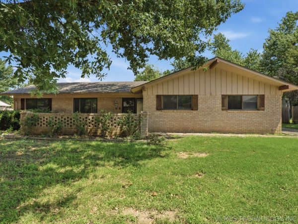 5811 E 61st Place , Tulsa, OK 74136