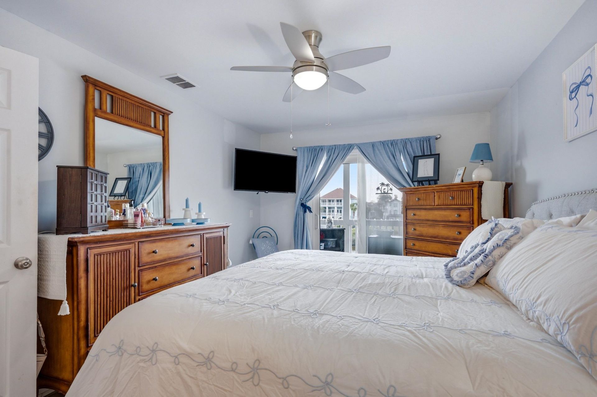 4526 W Plantation Harbour Dr.  Photo 14
