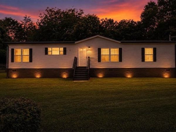 3410 Holbrook Road , Cumming, GA 30028