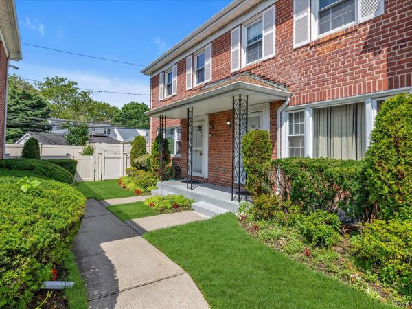 281 Wheeler Avenue, Unit 12, Valley Stream, NY 11580