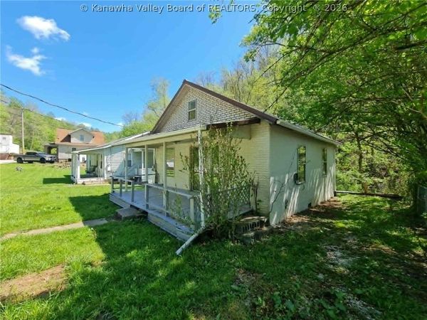 94 Whittington Road, Charleston, WV 25312