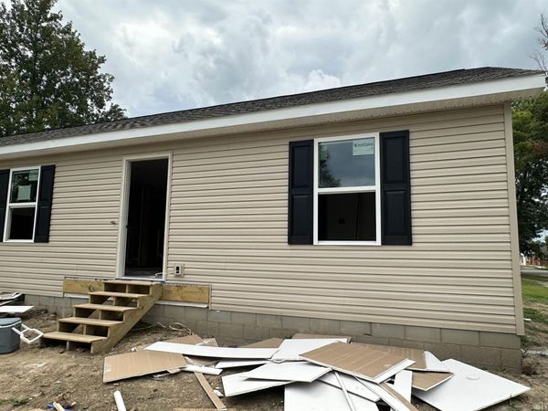 128 Lincoln Street, Oakland City, IN 47660