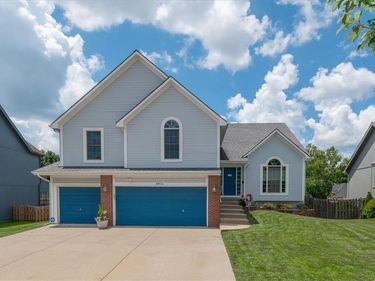 8812 N Cosby Avenue, Kansas City, MO 64154