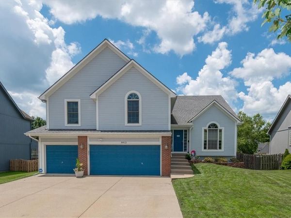 8812 N Cosby Avenue, Kansas City, MO 64154
