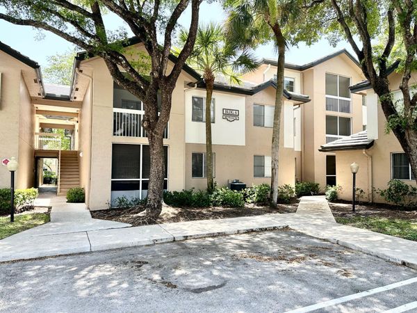 9877 Westview Drive, Unit 623, Coral Springs, FL 33076