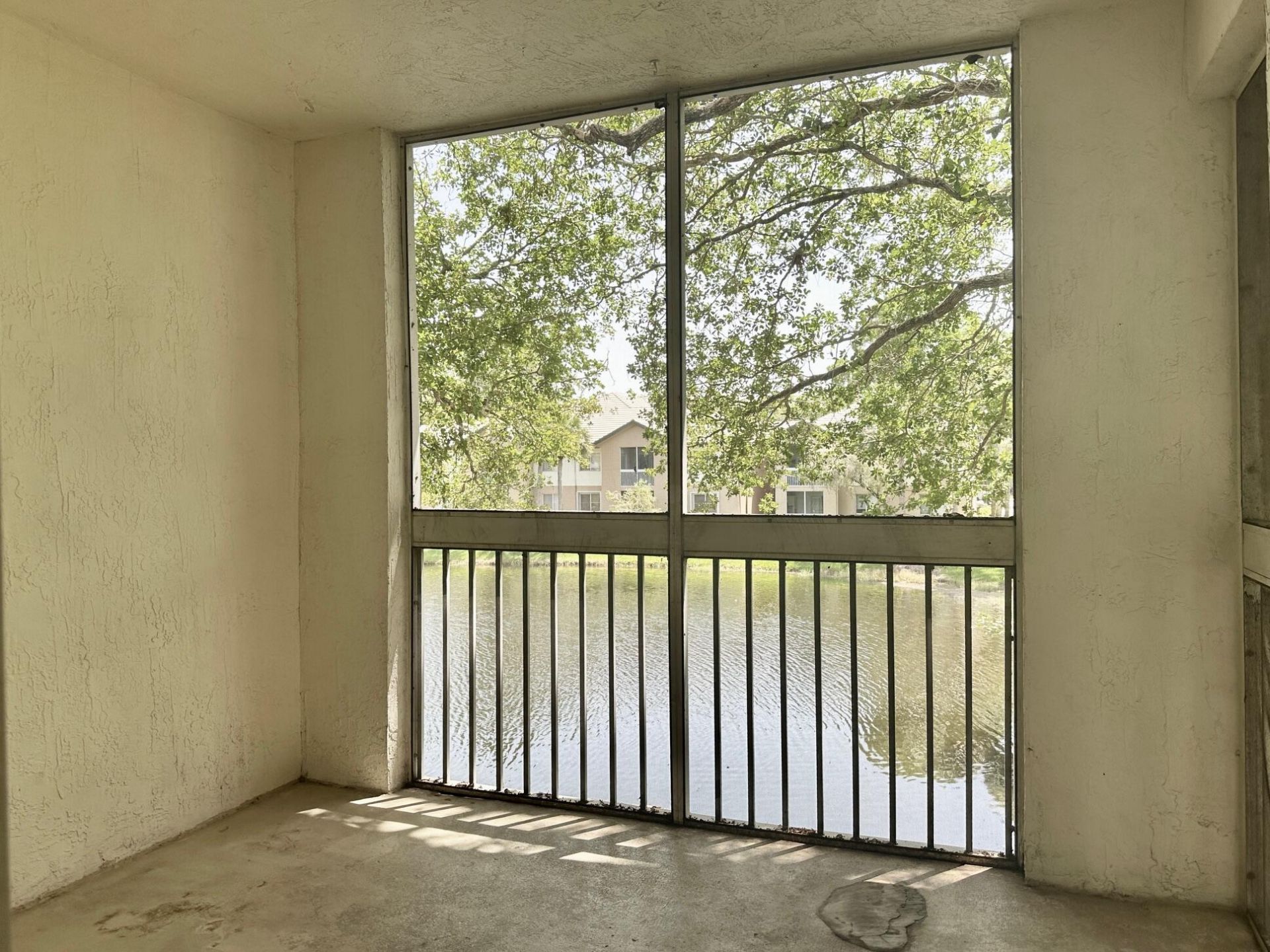 9877 Westview Drive, Unit 623, Coral Springs, FL 33076 Photo