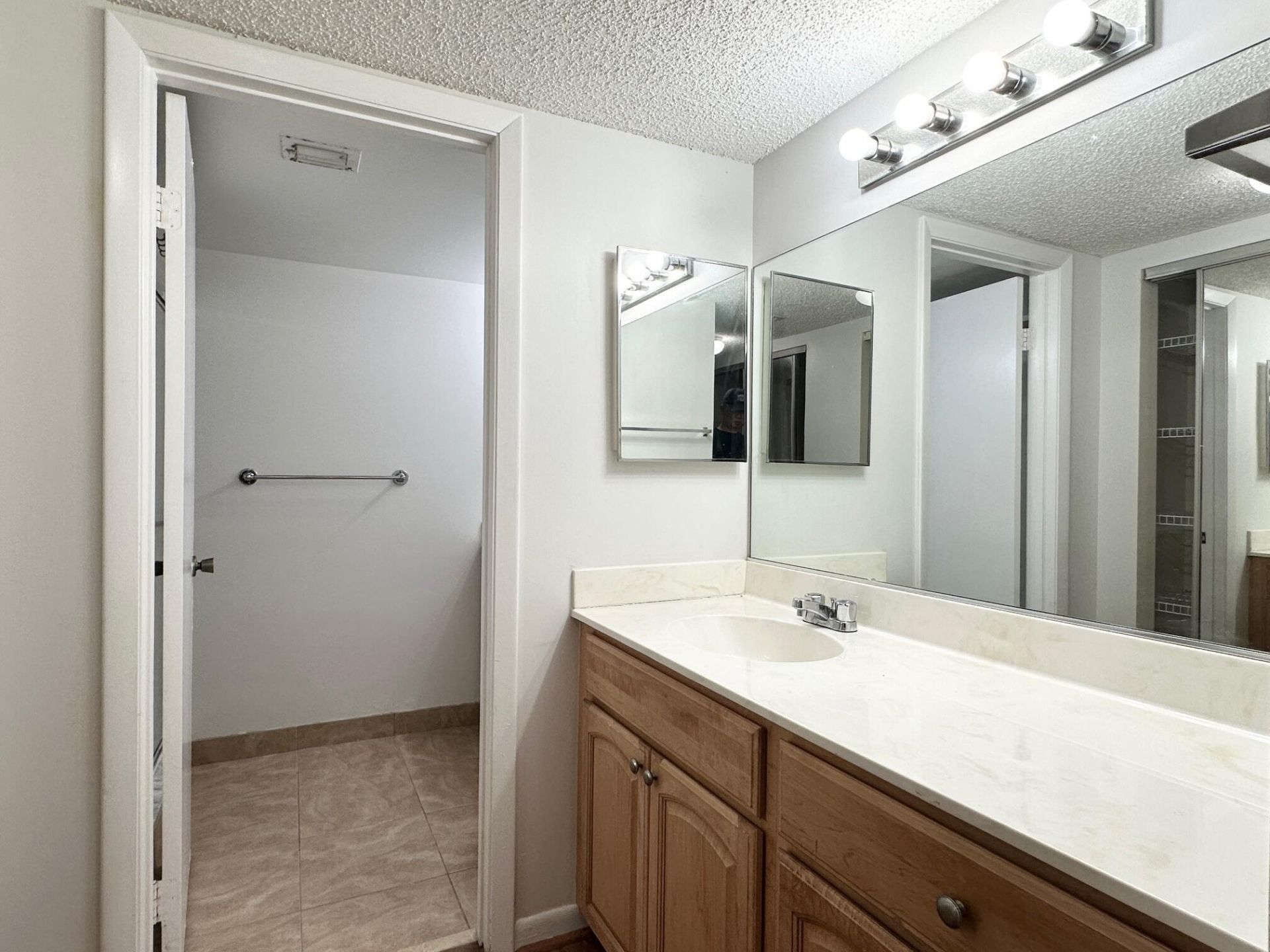 9877 Westview Drive, Unit 623, Coral Springs, FL 33076 Photo