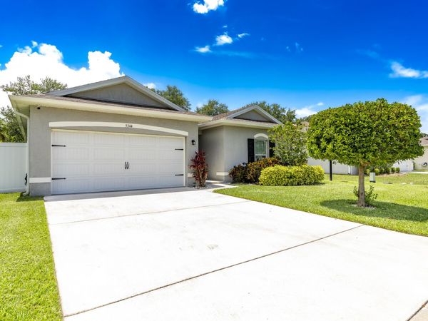 5344 Oakland Lake Circle, Fort Pierce, FL 34951