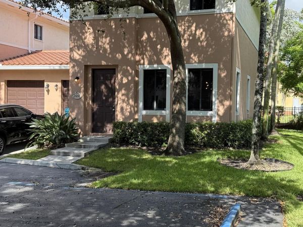 2600 Venetian Drive, Boynton Beach, FL 33426