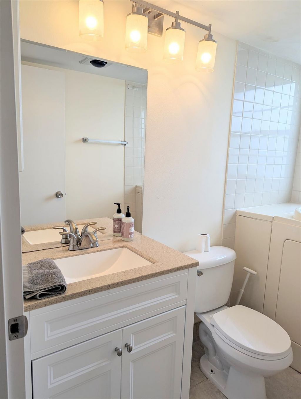 589 Fanshaw O, Unit 589, Boca Raton, FL 33434 Photo