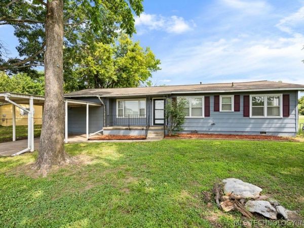 800 NW 2nd Street , Wagoner, OK 74467