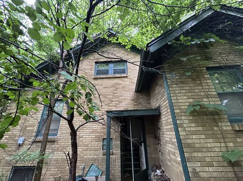 Main Photo