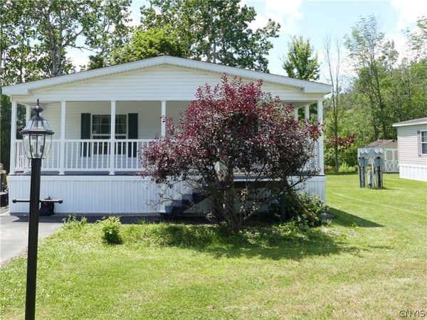 123 Royal Meadows Drive , Clinton, NY 13323