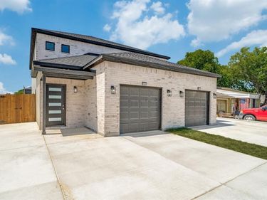 8009 Doreen Avenue, Unit 8009, Fort Worth, TX 76116