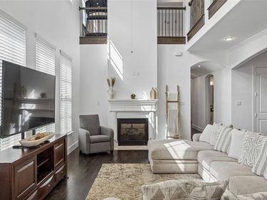 1022 Shadyside Lane, Dallas, TX 75223