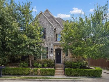 1022 Shadyside Lane, Dallas, TX 75223