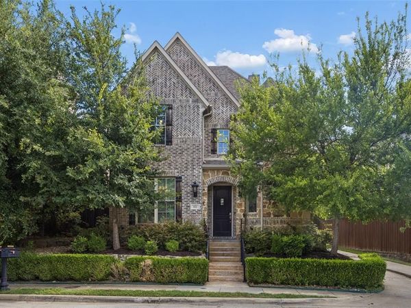 1022 Shadyside Lane, Dallas, TX 75223