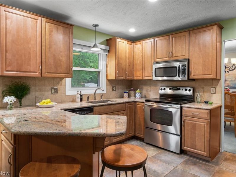 5082 Cheswick Drive, Solon, OH 44139 Photo 5