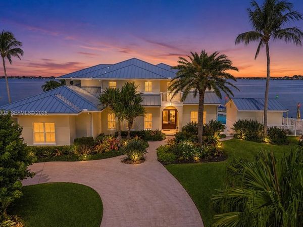 4105 NE Rigels Cove Way, Jensen Beach, FL 34957