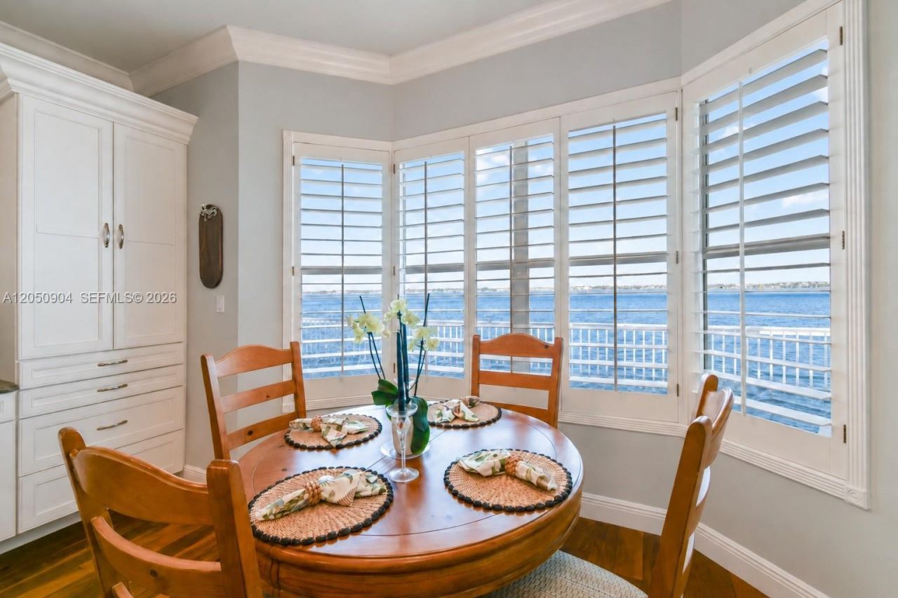4105 NE Rigels Cove Way, Hutchinson Island, FL 34957 Photo