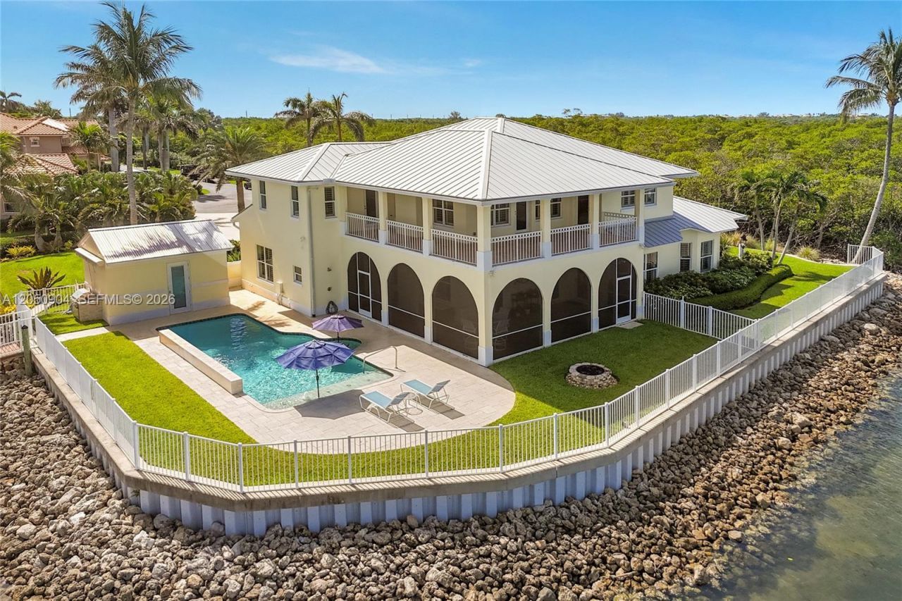 4105 NE Rigels Cove Way, Jensen Beach, FL 34957 Photo