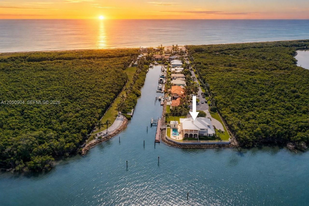 4105 NE Rigels Cove Way, Hutchinson Island, FL 34957 Photo