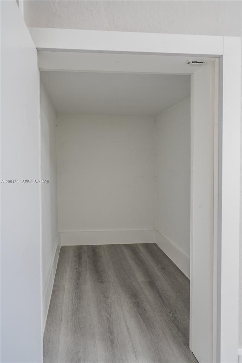 2416 Flamingo Dr, Unit 2, Miami Beach, FL 33140 Photo