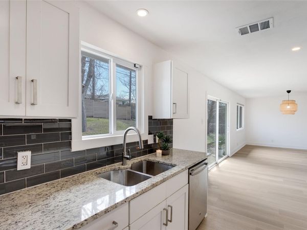 4715 Carsonhill DR, Austin, TX 78723
