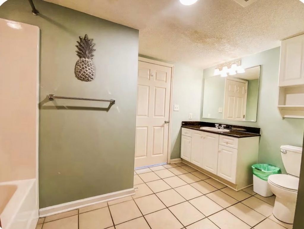2151 Bridge View Ct.  Photo 16