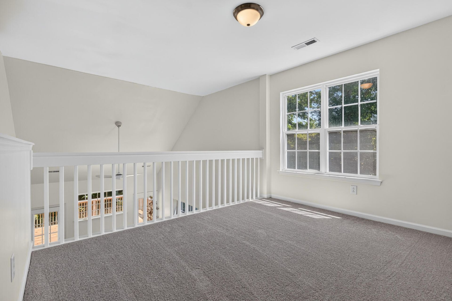 201 Darcy Avenue Photo 35